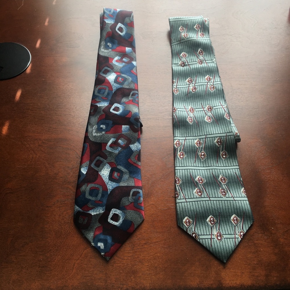 Used set of Men’s silk ties